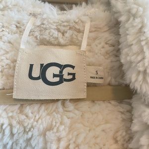 UGG robe. Size Small.